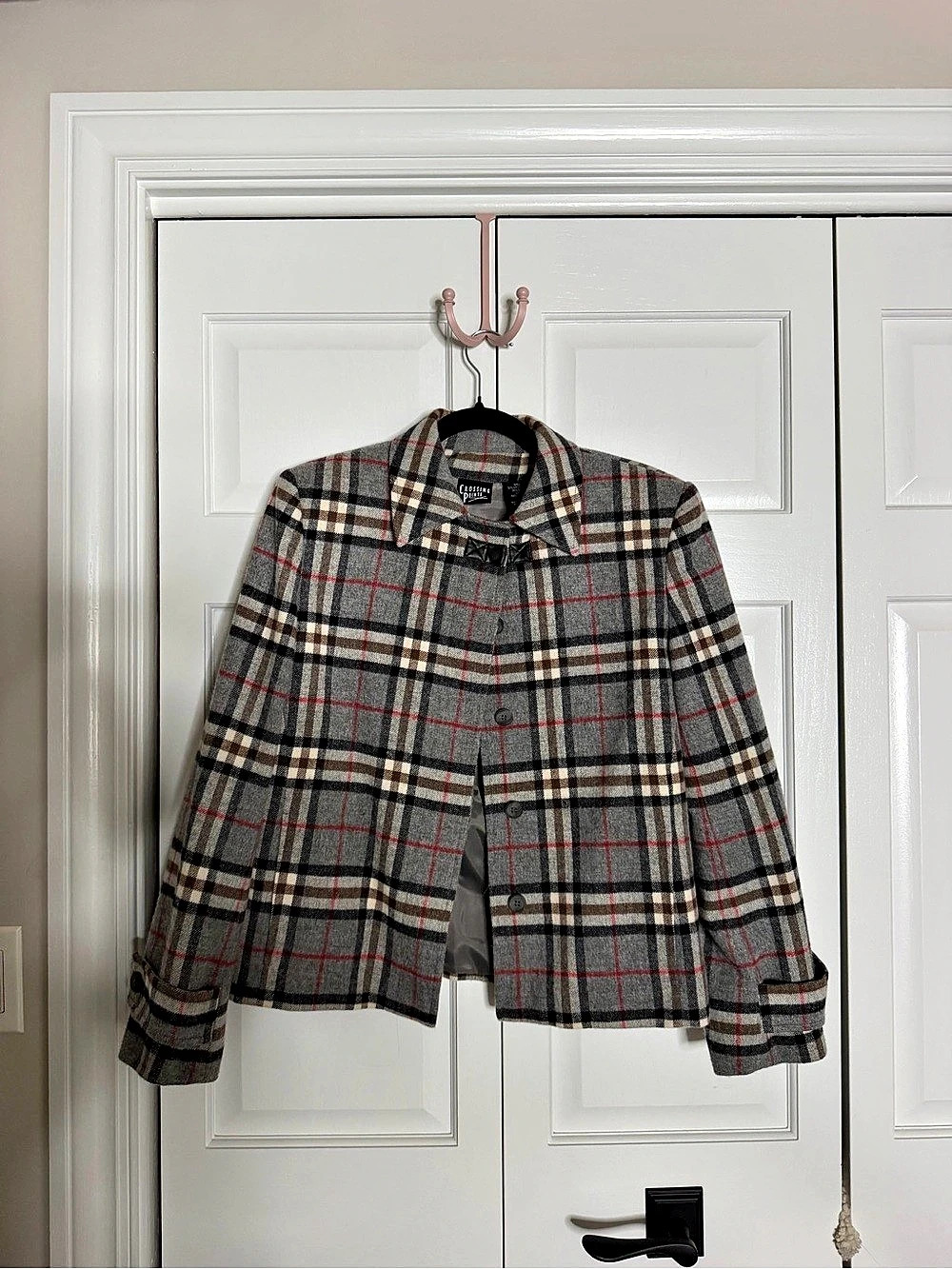 Crossing Pointe Plaid Jacket in Gray & Red Size 10